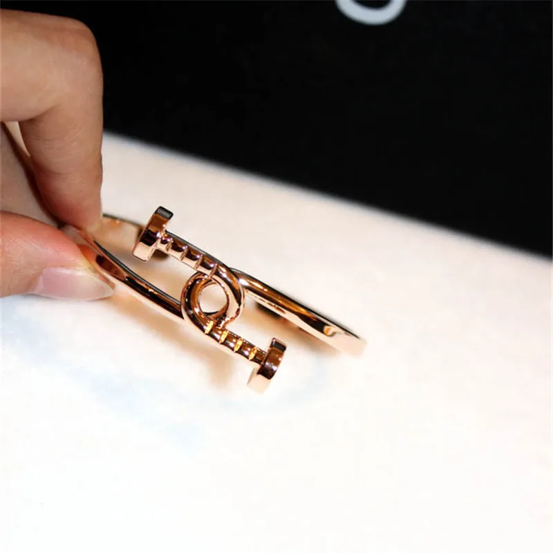 CX-Shirling Fashion Designer Jewelry Elegent Alloy Wide Spring Cuff Bracelet Bangles Statement Jewelry Fashion Bangle Women
CX-Shirling Fashion Designer Jewelry Elegent Alloy Wide Spring Cuff Bracelet Bangles Statement Jewelry Fashion Bangle Women