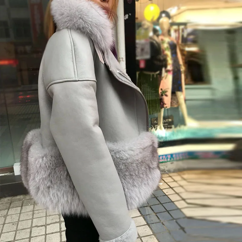 2019 New winter jacket women coat parka Fox Double-faced Fur Merino Sheep Fur Genuine Wool Leather brand outerwear Thick Warm
2019 New winter jacket women coat parka Fox Double-faced Fur Merino Sheep Fur Genuine Wool Leather brand outerwear Thick Warm