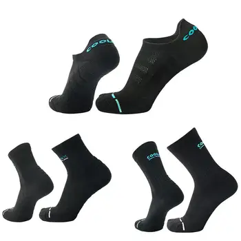Coolmax Men Sports Socks Short Tube Stockings Sweat-absorbent Breathable Socks Black
Coolmax Men Sports Socks Short Tube Stockings Sweat-absorbent Breathable Socks Black
