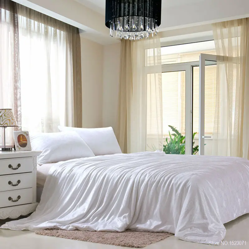 Mulberry Silk Pure Naturals Blanket/bedclothes/duvet Filling for Winter/summer King Queen Twin Size White Color Silk Blanket
Mulberry Silk Pure Naturals Blanket/bedclothes/duvet Filling for Winter/summer King Queen Twin Size White Color Silk Blanket