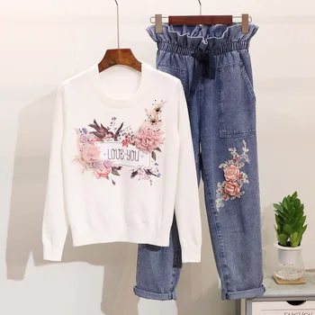 2019 spring beaded three-dimensional flower long-sleeved sweater + elastic waist denim harem pants two-piece suit female
2019 spring beaded three-dimensional flower long-sleeved sweater + elastic waist denim harem pants two-piece suit female