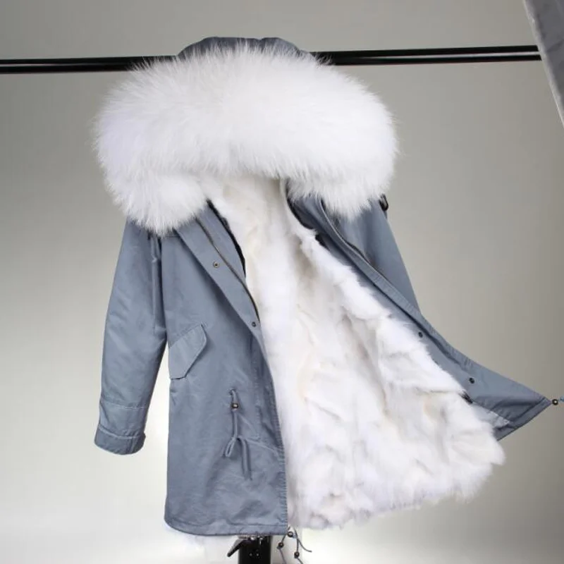 2019 new fashion long winter jacket women hooded coat warm fox fur liner luxurious Large raccoon fur collarparkas top quality
2019 new fashion long winter jacket women hooded coat warm fox fur liner luxurious Large raccoon fur collarparkas top quality