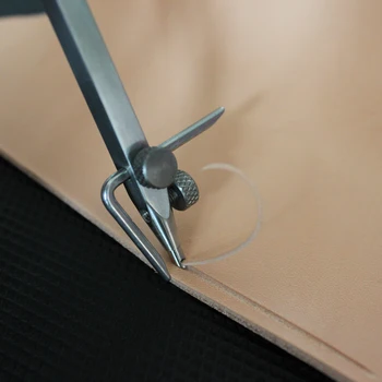Leather trenching device,trench steel device,hand tools for leather crafting
Leather trenching device,trench steel device,hand tools for leather crafting
