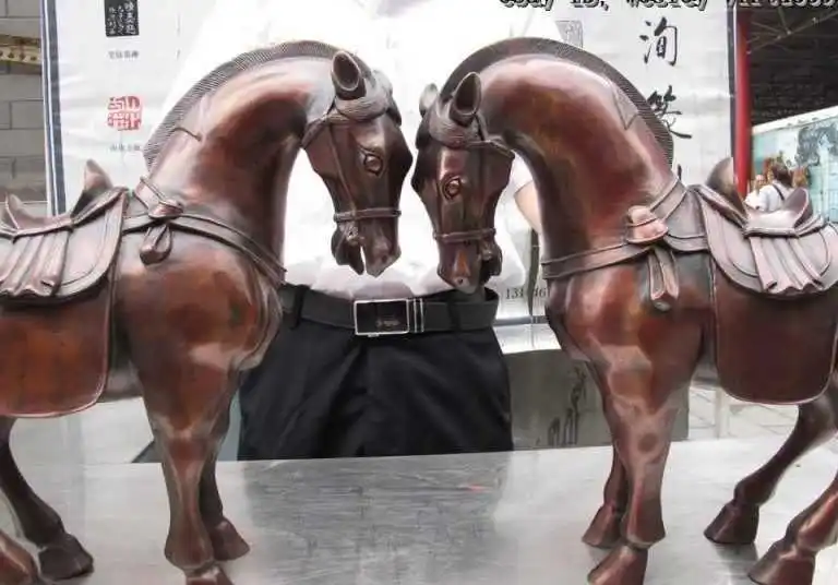 Chinese Royal classic Red Bronze Copper made Lucky Auspicious Horse Statue Pair
Chinese Royal classic Red Bronze Copper made Lucky Auspicious Horse Statue Pair