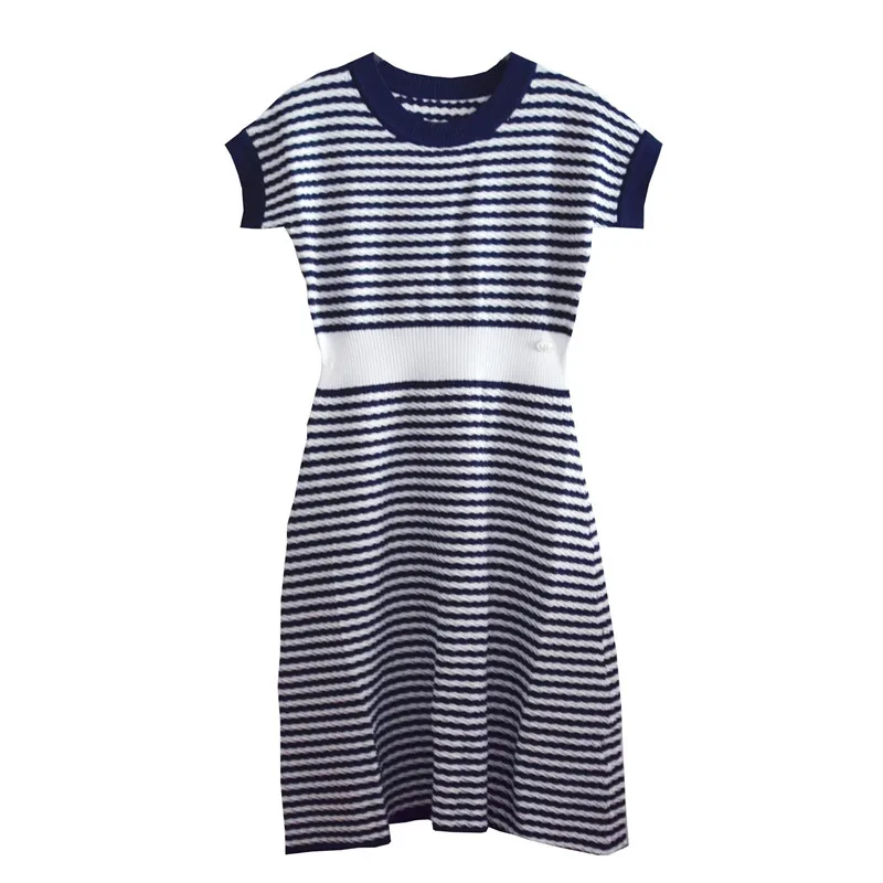 Luxury Designer Brand Knitted Dress for Women Runway Blue White Striped A Line Mini Dress
Luxury Designer Brand Knitted Dress for Women Runway Blue White Striped A Line Mini Dress
