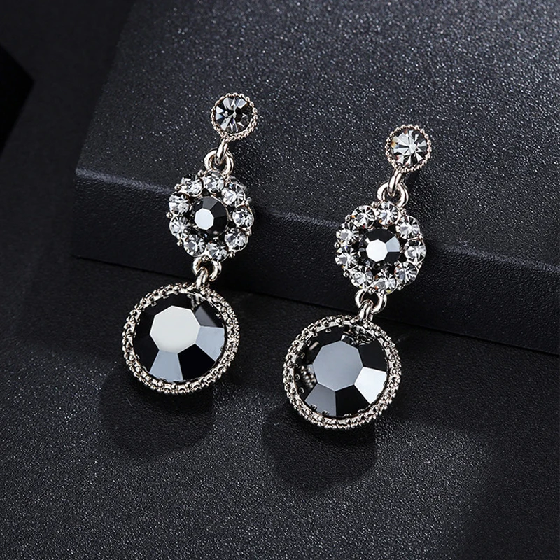 Double Fair Luxury Vintage Elegant Blue Cubic Zirconia White Gold Color Drop Earrings For Women Gift Fashion Jewelry KAE300
Double Fair Luxury Vintage Elegant Blue Cubic Zirconia White Gold Color Drop Earrings For Women Gift Fashion Jewelry KAE300