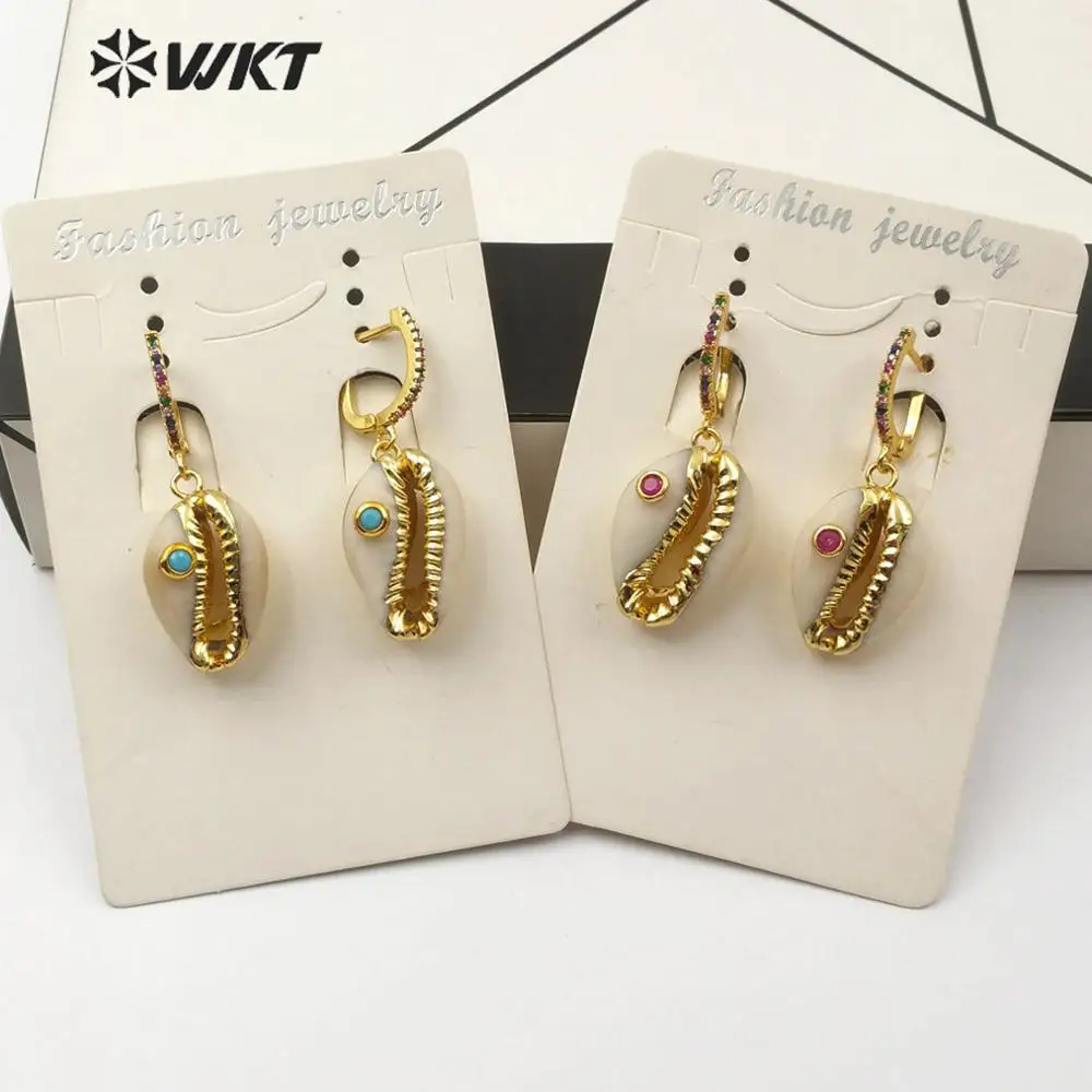 WT-E538 Cowrie Shell Earring Jewelry White&Gold Color Cowrie With CZ Charm Fashion Earring Women Natural Sea Shell Earring
WT-E538 Cowrie Shell Earring Jewelry White&Gold Color Cowrie With CZ Charm Fashion Earring Women Natural Sea Shell Earring