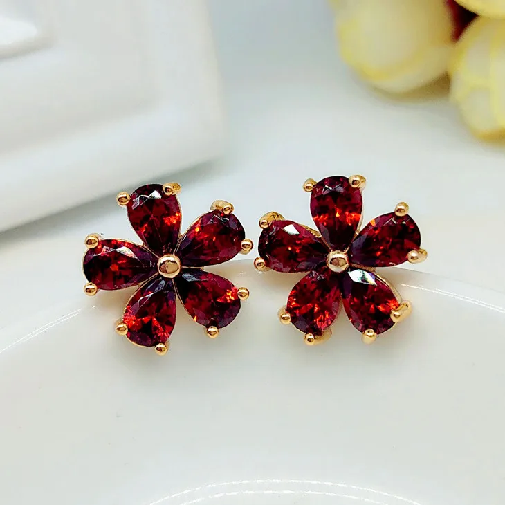 Boho Women Ladies Red Flower Stud Earrings Fashion Yellow Gold Filled Wedding Jewelry Gifts Cute Small Double Earrings
Boho Women Ladies Red Flower Stud Earrings Fashion Yellow Gold Filled Wedding Jewelry Gifts Cute Small Double Earrings