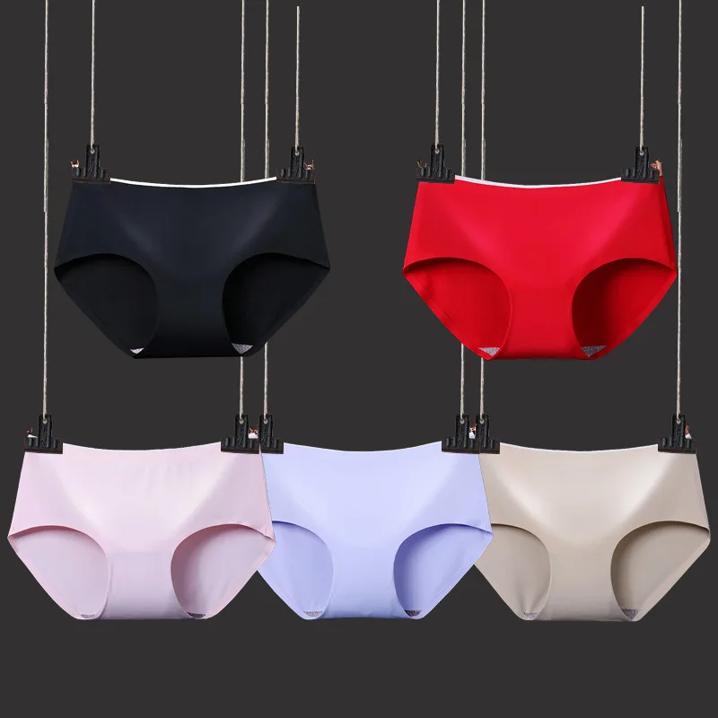 Women's Underwear New Air-permeable Ice Silk Seamless Underwear Mid-waist Pure Colors Increased Size Fat Triangle Pants
Women's Underwear New Air-permeable Ice Silk Seamless Underwear Mid-waist Pure Colors Increased Size Fat Triangle Pants