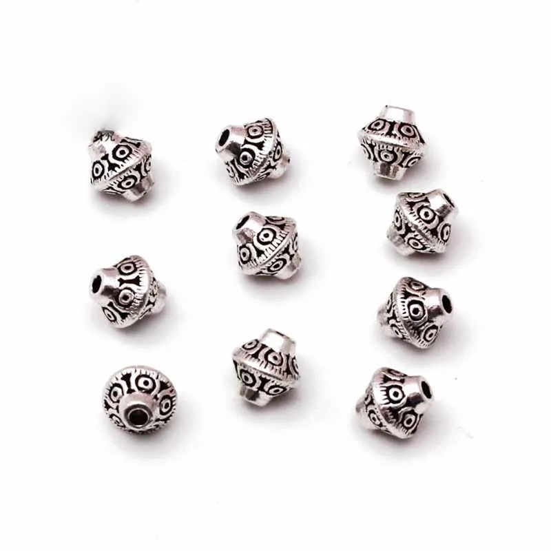 8844417870_858721869