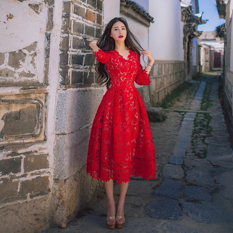 High Quality Women Fashion Dress V-neck Three-quarter Sleeve Hollow Out Lace Party Dress Sexy Red Midi Dress Mujer Vestidos Robe
High Quality Women Fashion Dress V-neck Three-quarter Sleeve Hollow Out Lace Party Dress Sexy Red Midi Dress Mujer Vestidos Robe