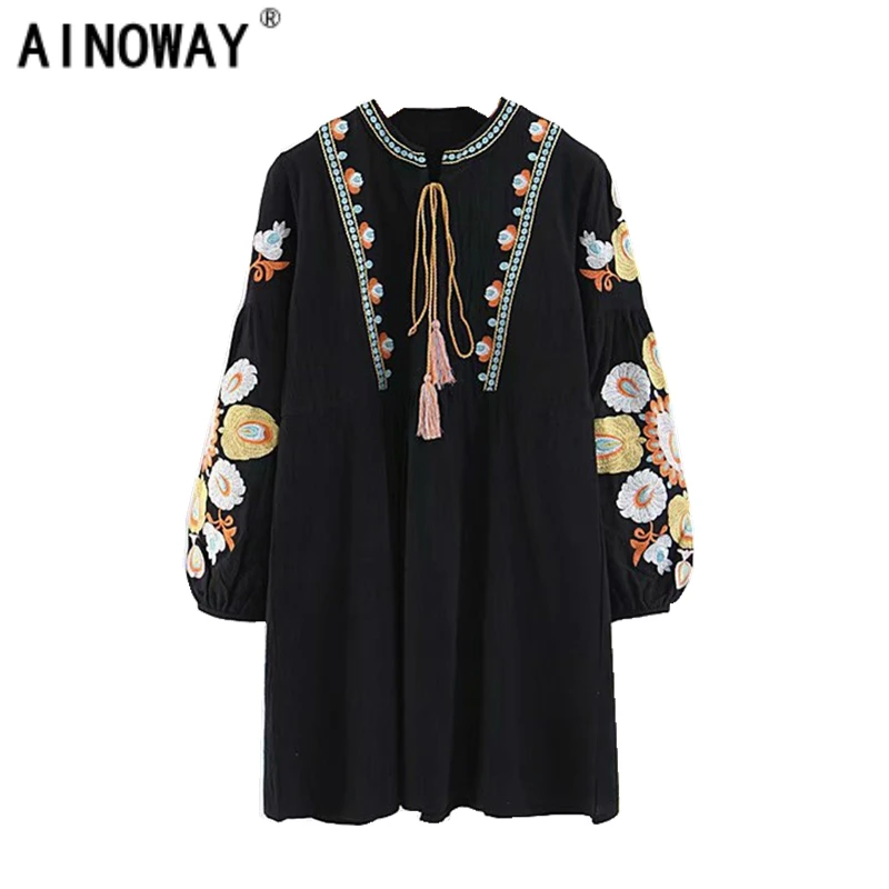 Vintage Chic women lantern sleeve Floral embroidery beach Bohemian mini dress Ladies tassel Summer dress vestidos
Vintage Chic women lantern sleeve Floral embroidery beach Bohemian mini dress Ladies tassel Summer dress vestidos
