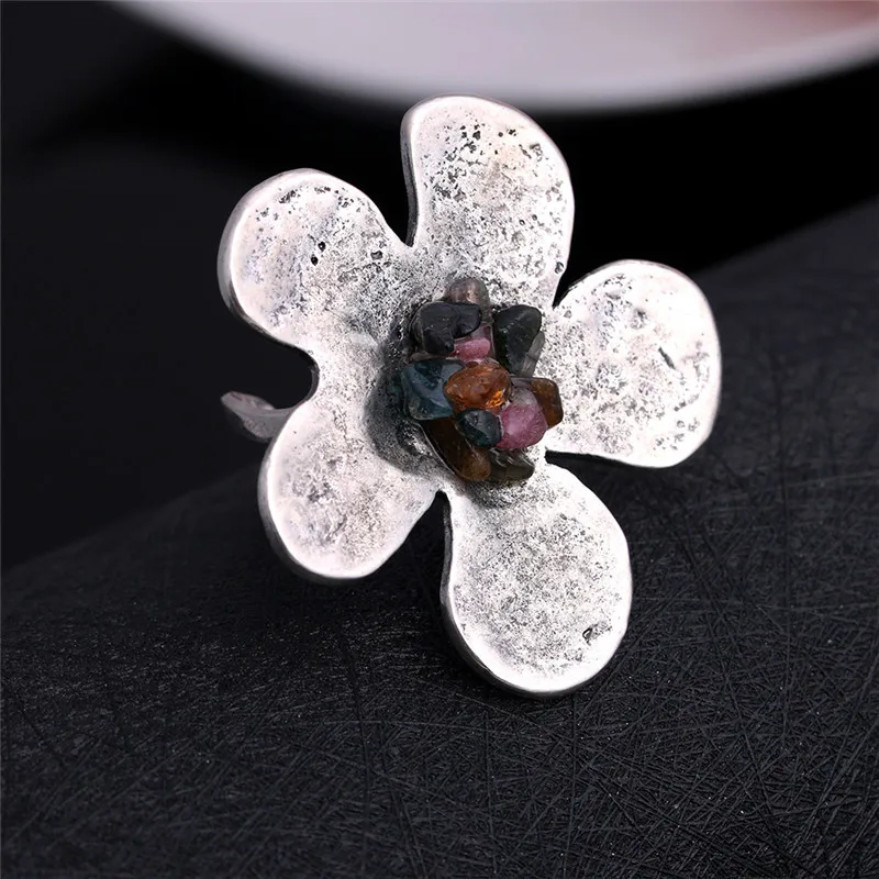 ADOLPH Star Jewelry Vintage Flower Stone Ring Woman Punk Trendy Antique Adjustable Rings Fashion Accessories Femme Gift New
ADOLPH Star Jewelry Vintage Flower Stone Ring Woman Punk Trendy Antique Adjustable Rings Fashion Accessories Femme Gift New