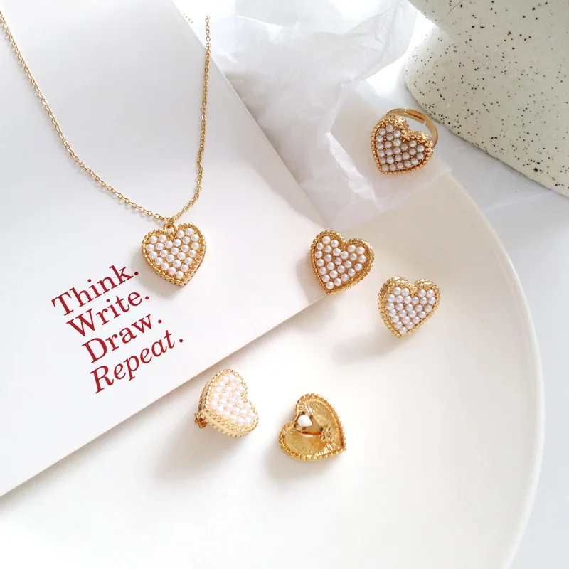 Simple Mini Simulated-pearls Hearts Charm Earrings Chic Beautiful Love Clip on Earrings for Women Jewelry Set
Simple Mini Simulated-pearls Hearts Charm Earrings Chic Beautiful Love Clip on Earrings for Women Jewelry Set