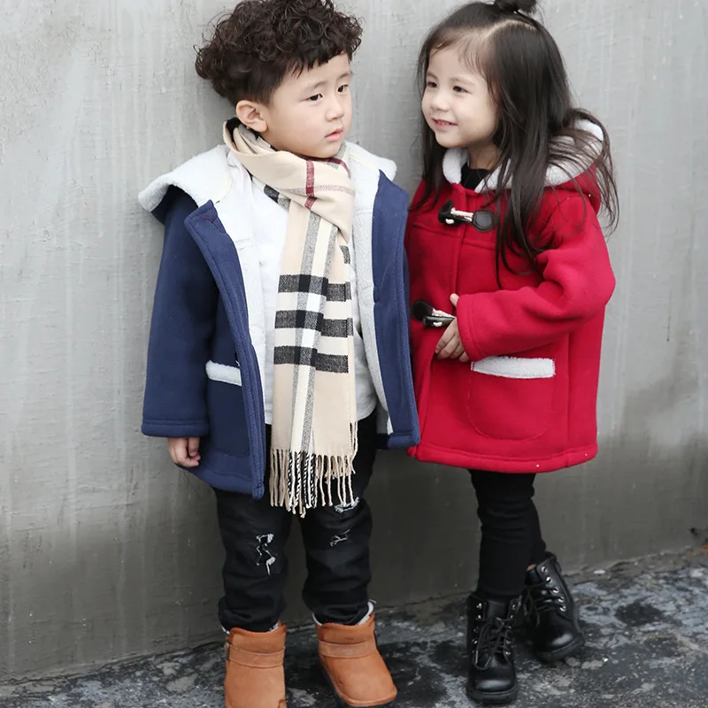New Winter boys and girls fleece coats Unisex hooded kids Autumn jackets red blue and khaki color Boys Jacket 7CT110
New Winter boys and girls fleece coats Unisex hooded kids Autumn jackets red blue and khaki color Boys Jacket 7CT110