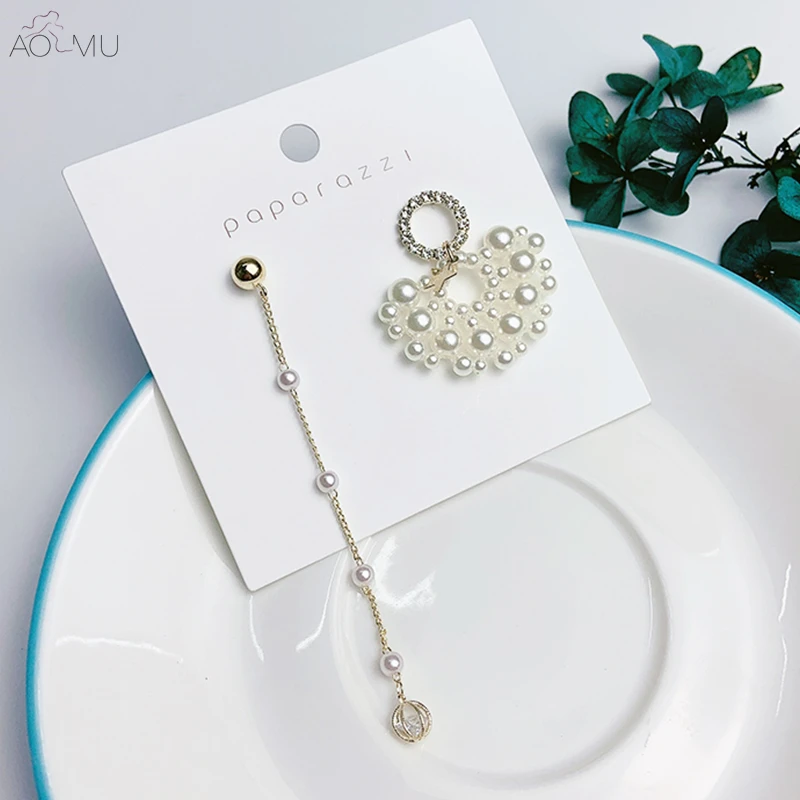 AOMU 2019 New Crystal Circle Star Asymmetric Pearl Fan-shaped Chain Asymmetric Long Tassel Earrings for Women Girl Party Jewelry
AOMU 2019 New Crystal Circle Star Asymmetric Pearl Fan-shaped Chain Asymmetric Long Tassel Earrings for Women Girl Party Jewelry
