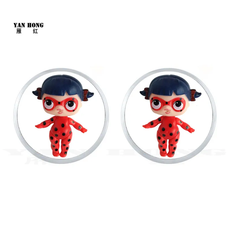 YANHONG Fashion crystal glass, Earrings 12mm. Yanhong Jewelry Doll pattern is the best birthday gift for friends.
YANHONG Fashion crystal glass, Earrings 12mm. Yanhong Jewelry Doll pattern is the best birthday gift for friends.