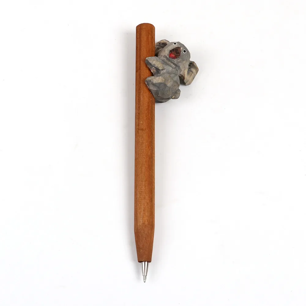 Coloffice Handmade Creative Wood Carving Forest Animal Grey Koala Ballpoint pen Party Favor Office School Writing Supplies
Coloffice Handmade Creative Wood Carving Forest Animal Grey Koala Ballpoint pen Party Favor Office School Writing Supplies
