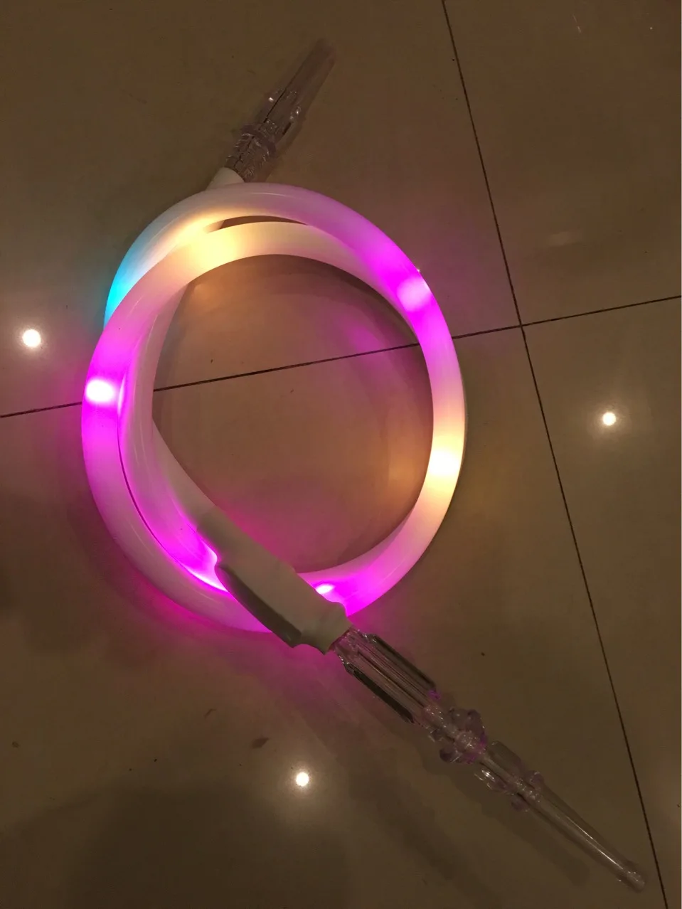 Dazzling Colorful LED Luminous Hookah Narguile Shisha chicha Pipe Tube Accessories for Smoking Tobacco Herb Cigarettes Smoke
Dazzling Colorful LED Luminous Hookah Narguile Shisha chicha Pipe Tube Accessories for Smoking Tobacco Herb Cigarettes Smoke