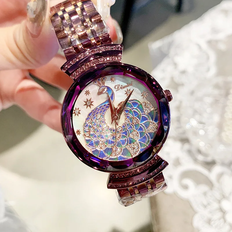 2019 new Chinese style retro peacock dial wire with diamond fashion ladies luxury watch
2019 new Chinese style retro peacock dial wire with diamond fashion ladies luxury watch