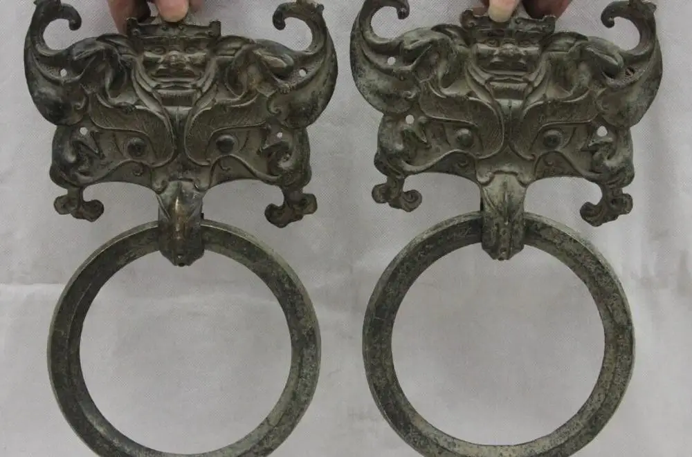 China Royal Copper Bronze Old Fengshui Foo Fu Dog Dragon Lion Door Knocker Pair
China Royal Copper Bronze Old Fengshui Foo Fu Dog Dragon Lion Door Knocker Pair