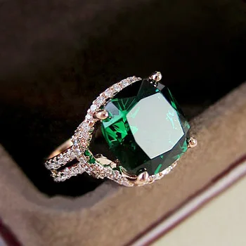 Retro beautiful Rose Gold Color Red Green Stone Square Cubic Zirconia Stone Ring With Micro Crystals Elegant Women Jewelry
Retro beautiful Rose Gold Color Red Green Stone Square Cubic Zirconia Stone Ring With Micro Crystals Elegant Women Jewelry