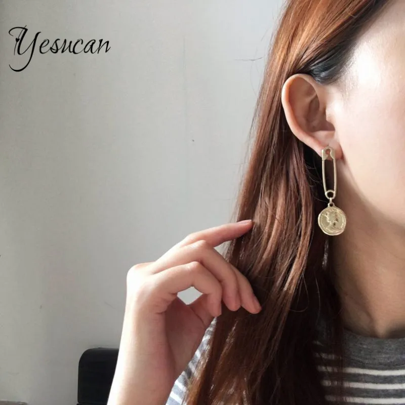 Yesucan Funny Head Coin Face Long Earrings for Women Vintage Dangle Tassel Earrings Classic Gold Hanging Drop Fashion Jewelry
Yesucan Funny Head Coin Face Long Earrings for Women Vintage Dangle Tassel Earrings Classic Gold Hanging Drop Fashion Jewelry