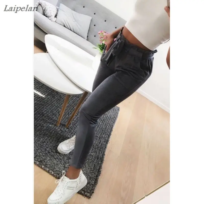 2018 fashion winter women suede pants style ladies Leather bottoms female trouser Casual pencil pants high waist trousers
2018 fashion winter women suede pants style ladies Leather bottoms female trouser Casual pencil pants high waist trousers