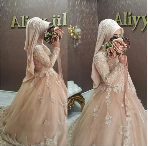 Robe De Mariage 2019 Hijab Muslim Lace Long Sleeve Champagne Wedding Gowns Islamic wedding Dresses With Hihab bridal gowns
Robe De Mariage 2019 Hijab Muslim Lace Long Sleeve Champagne Wedding Gowns Islamic wedding Dresses With Hihab bridal gowns
