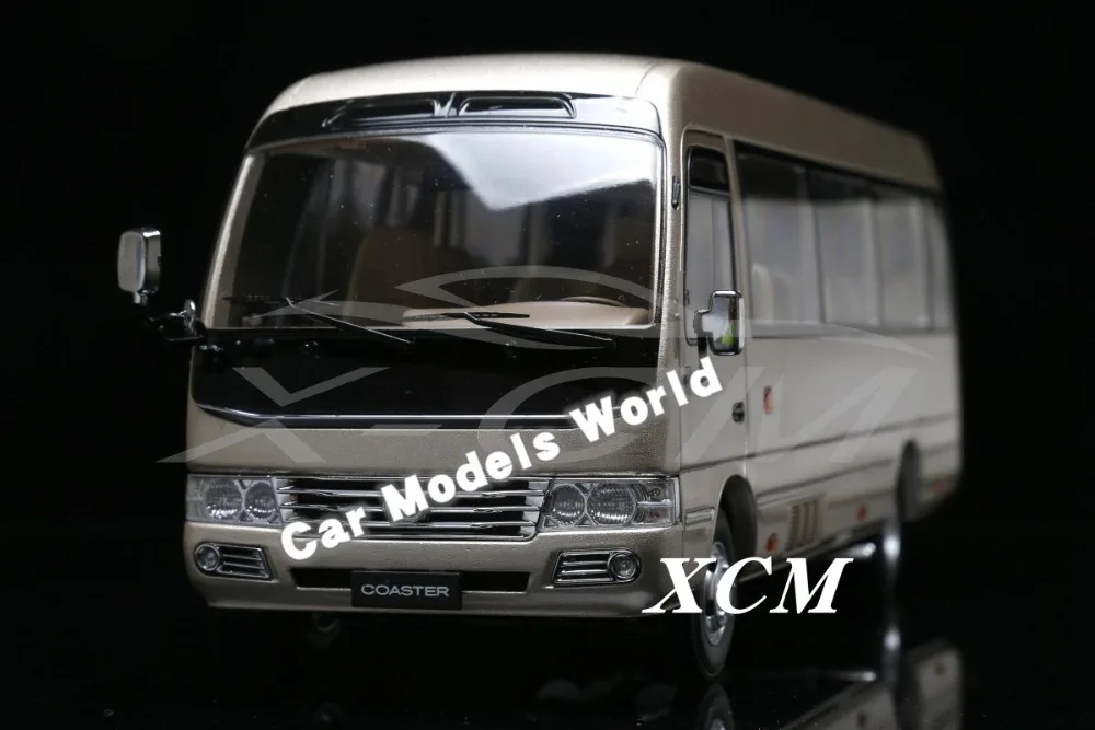 Автобусная модель для внедорожника бизнеса микроавтобуса 1:24 (золотой) +