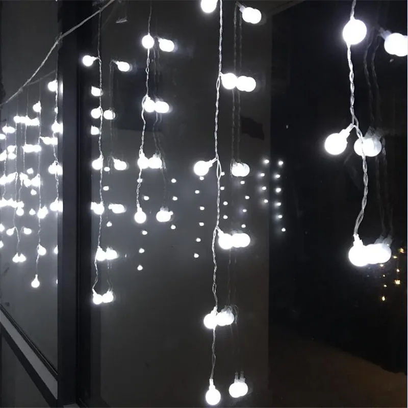 Christmas Garland LED Curtain Ball Icicle String Light 220V 4m 100Leds Indoor Drop LED Party Garden Stage Decorative Light
Christmas Garland LED Curtain Ball Icicle String Light 220V 4m 100Leds Indoor Drop LED Party Garden Stage Decorative Light