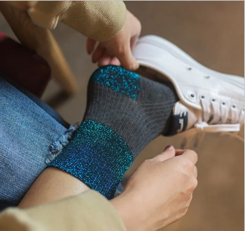 1 Pair Hot Sale 2018 Shiny Long Socks Autumn and Spring New Fashion Glitter silver Flanging Wild In Tube Socks
1 Pair Hot Sale 2018 Shiny Long Socks Autumn and Spring New Fashion Glitter silver Flanging Wild In Tube Socks