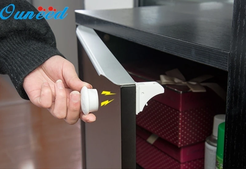 Ouneed Home 4pcs Invisible Baby Safety Magnetic Cabinet Lock Child Proof Cupboards Drawers
Ouneed Home 4pcs Invisible Baby Safety Magnetic Cabinet Lock Child Proof Cupboards Drawers