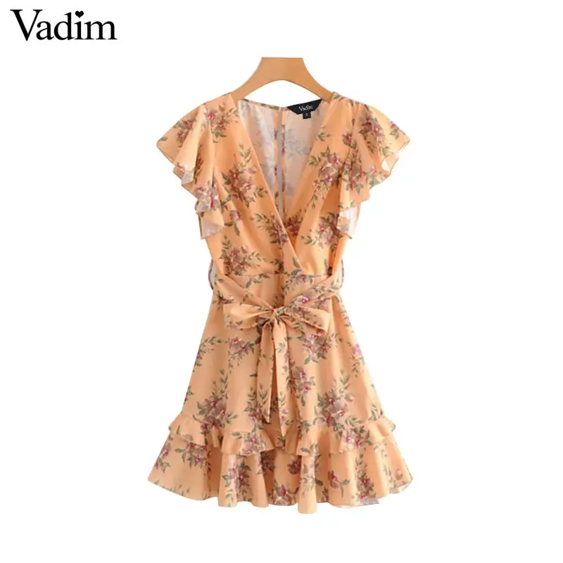 Vadim sweet ruffled floral midi dress V neck bow tie sashes short sleeve backless female casual cute knee length dresses QB185
Vadim sweet ruffled floral midi dress V neck bow tie sashes short sleeve backless female casual cute knee length dresses QB185