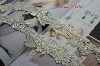1Y 5cm width ivory-white Venise laceTrim with high quality for garment accessories and wedding
1Y 5cm width ivory-white Venise laceTrim with high quality for garment accessories and wedding