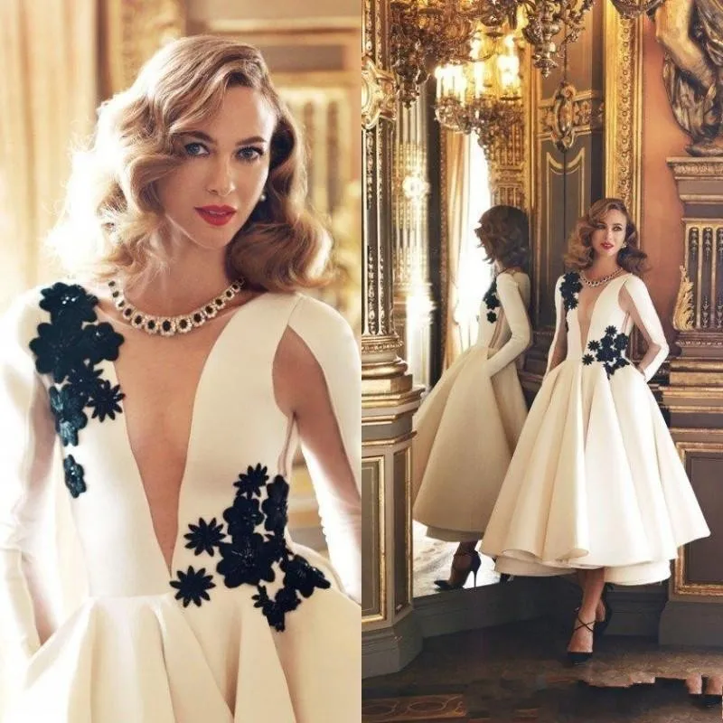 2019 New Elegant Autumn Mid Dress 3D Floral Lace Dress Formal Evening Gowns White Long Sleeves Tea Length robe de soriee
2019 New Elegant Autumn Mid Dress 3D Floral Lace Dress Formal Evening Gowns White Long Sleeves Tea Length robe de soriee