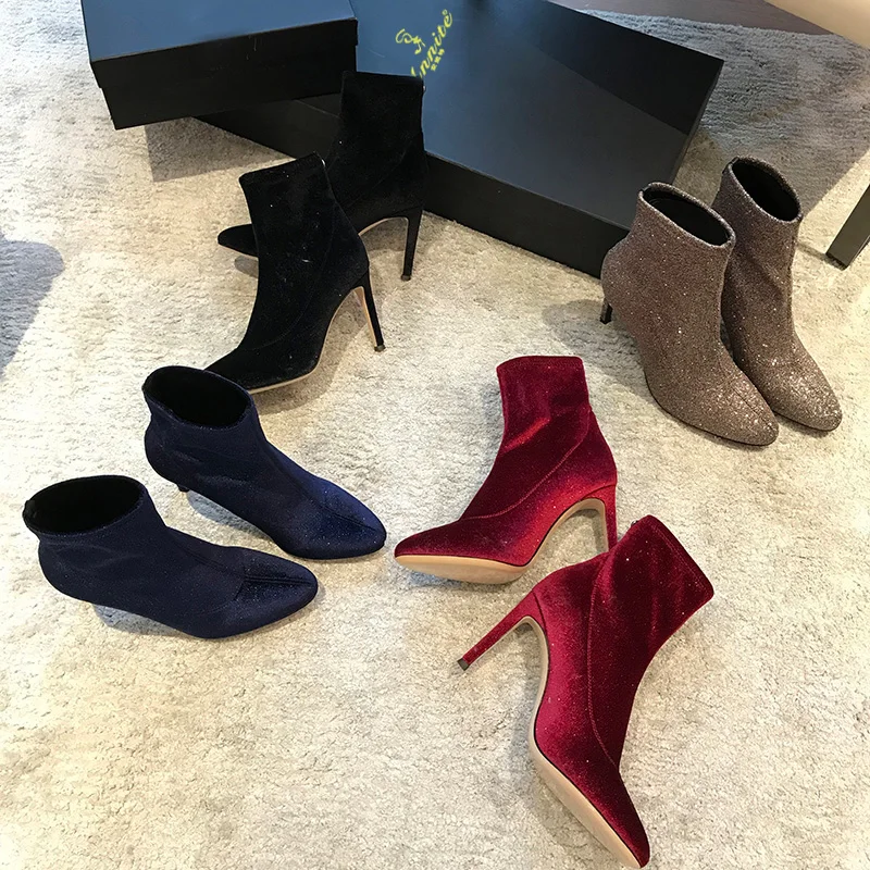 Flock Ankle Boots Women Autumn Winter Fashion Pointed Toe Thin heels High Heel Woman Shoes Slim Sexy Short Chelsea Boots
Flock Ankle Boots Women Autumn Winter Fashion Pointed Toe Thin heels High Heel Woman Shoes Slim Sexy Short Chelsea Boots