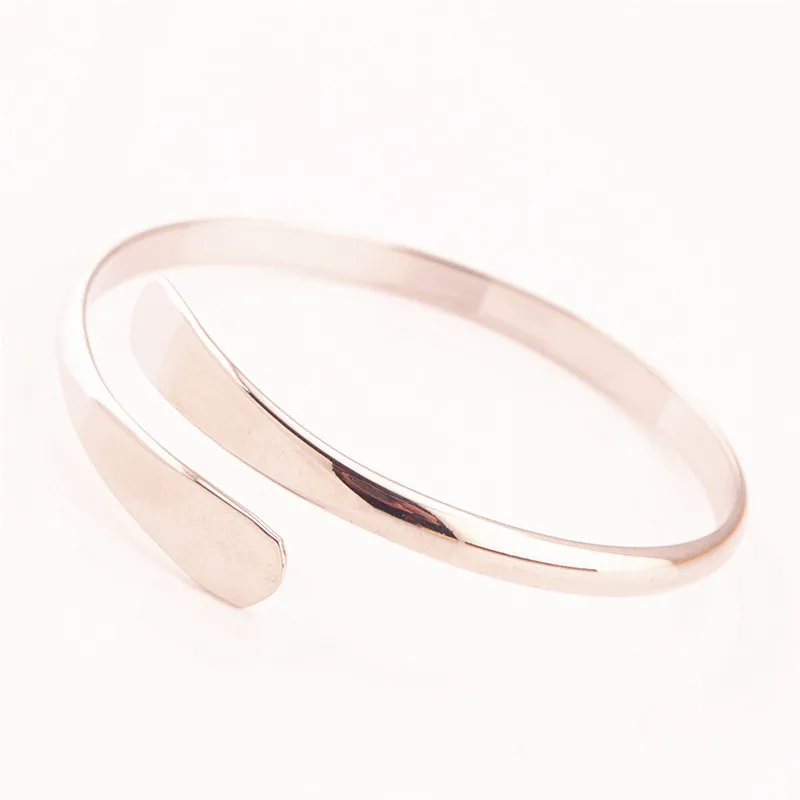 Gold Color Delicate Open Men Bracelet 304 Stainless Steel Cuff Wristband Bracelets For Women Bracelet Bangles Manchette Femme G4
Gold Color Delicate Open Men Bracelet 304 Stainless Steel Cuff Wristband Bracelets For Women Bracelet Bangles Manchette Femme G4