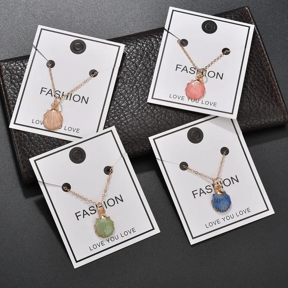 Creative Metal Shell Small Pendant Necklace Color Shell Pendant Sea Breeze OL Ladies Summer Gift Wedding Party Fashion Jewelry
Creative Metal Shell Small Pendant Necklace Color Shell Pendant Sea Breeze OL Ladies Summer Gift Wedding Party Fashion Jewelry