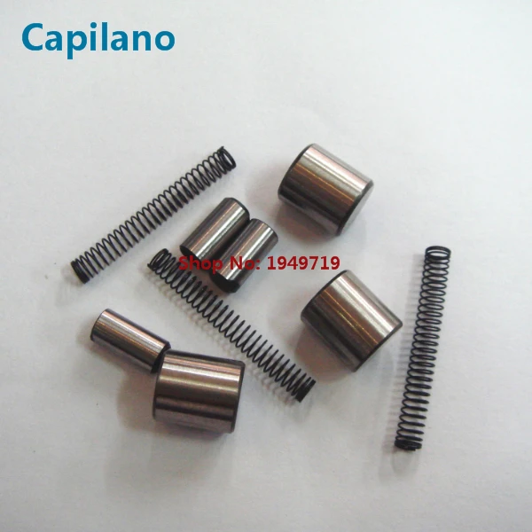 motorcycle/scooter starter clutch/one way clutch /start up clutch bead with spring CG125 for 125cc Honda CG 125
motorcycle/scooter starter clutch/one way clutch /start up clutch bead with spring CG125 for 125cc Honda CG 125