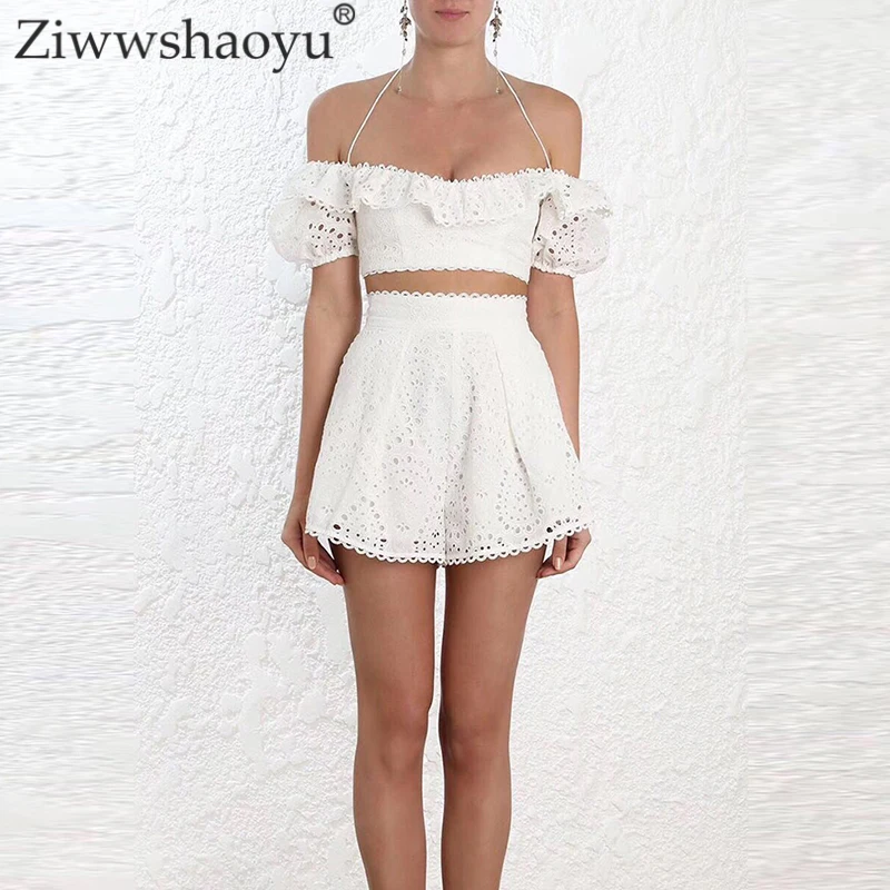 Ziwwshaoyu Sexy Hollow Out Sets Slash neck Puff Sleeve Top + empire Shorts fashion Embroidery Set Spring and summer new women's
Ziwwshaoyu Sexy Hollow Out Sets Slash neck Puff Sleeve Top + empire Shorts fashion Embroidery Set Spring and summer new women's