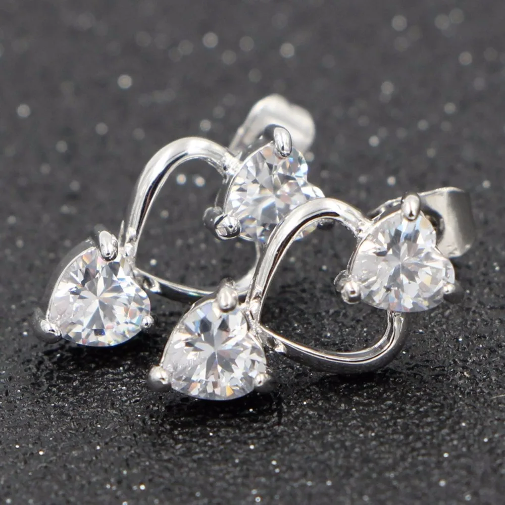 HeeZen Romantic Gift Plated Silver Stud Earrings for Women Fine Heart Shape Silver Color Jewelry Earings Nice Gift for GF/Wife
HeeZen Romantic Gift Plated Silver Stud Earrings for Women Fine Heart Shape Silver Color Jewelry Earings Nice Gift for GF/Wife