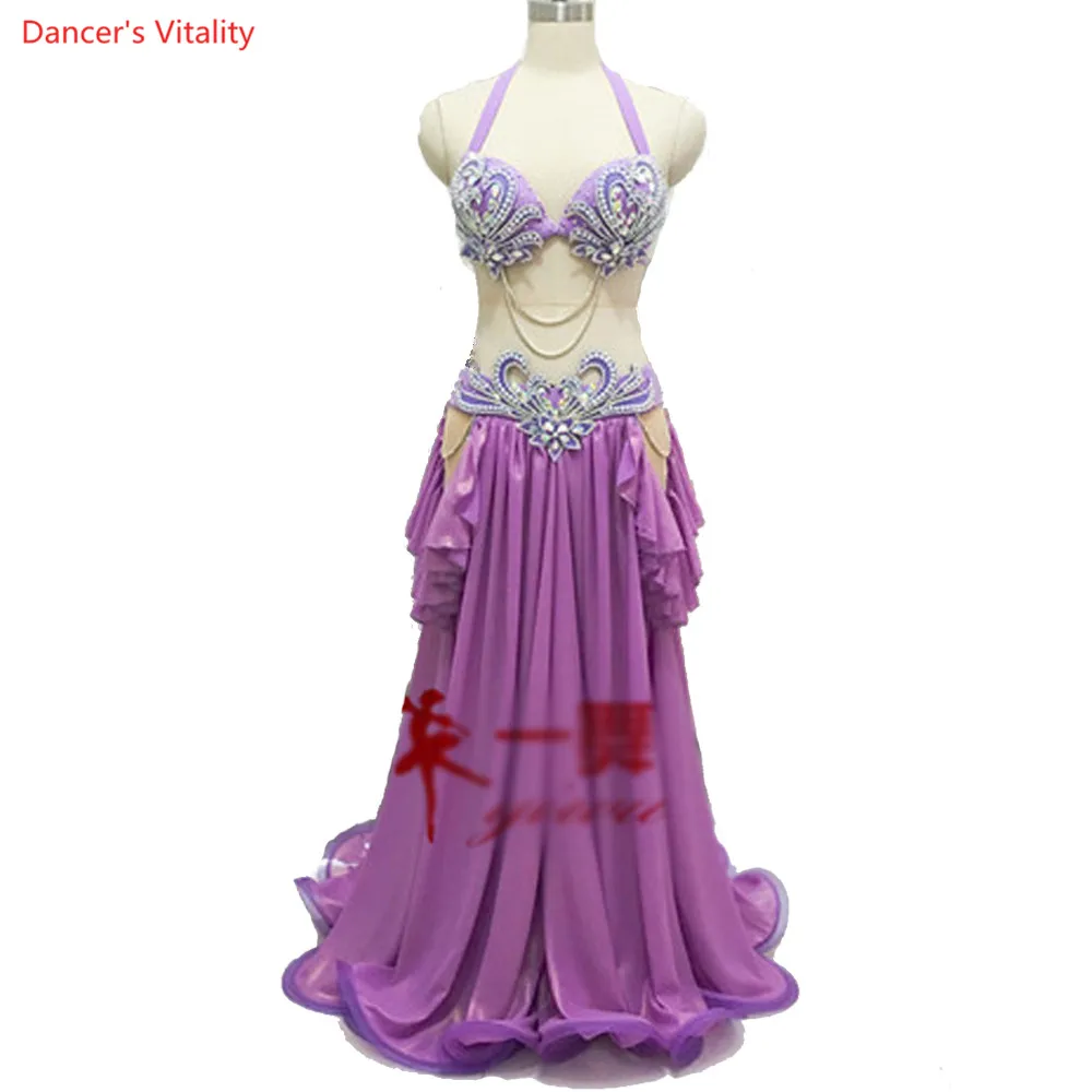 Women belly dance clothes advanced diamond bra and skirt 2pcs latin dance dress clothing belly dance competition sets costume
Women belly dance clothes advanced diamond bra and skirt 2pcs latin dance dress clothing belly dance competition sets costume