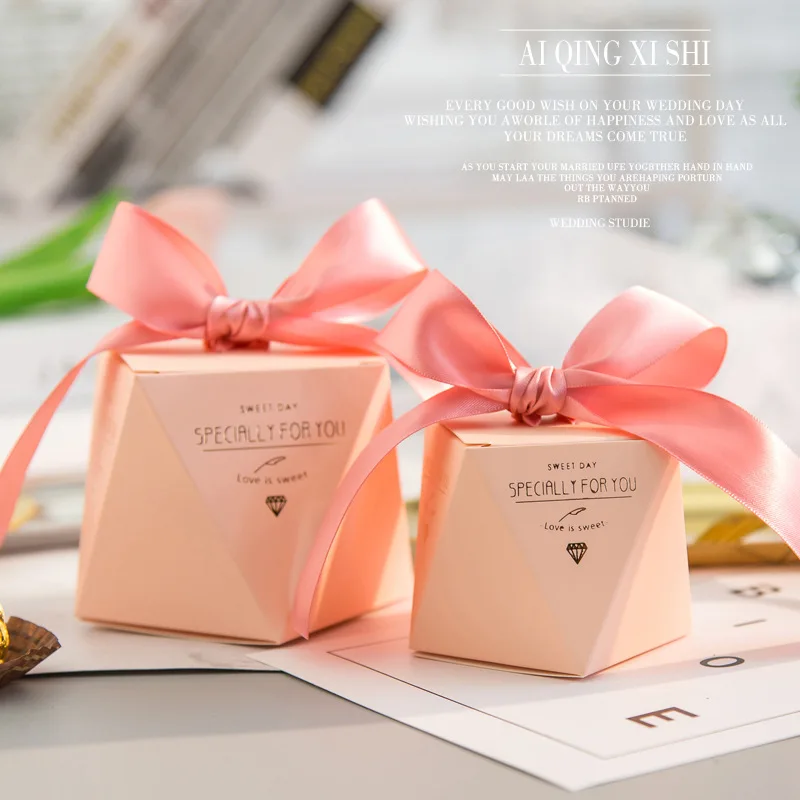 50pcs/lot European diamond shape forest style candy box romantic wedding gift party supplies thank you gift box
50pcs/lot European diamond shape forest style candy box romantic wedding gift party supplies thank you gift box