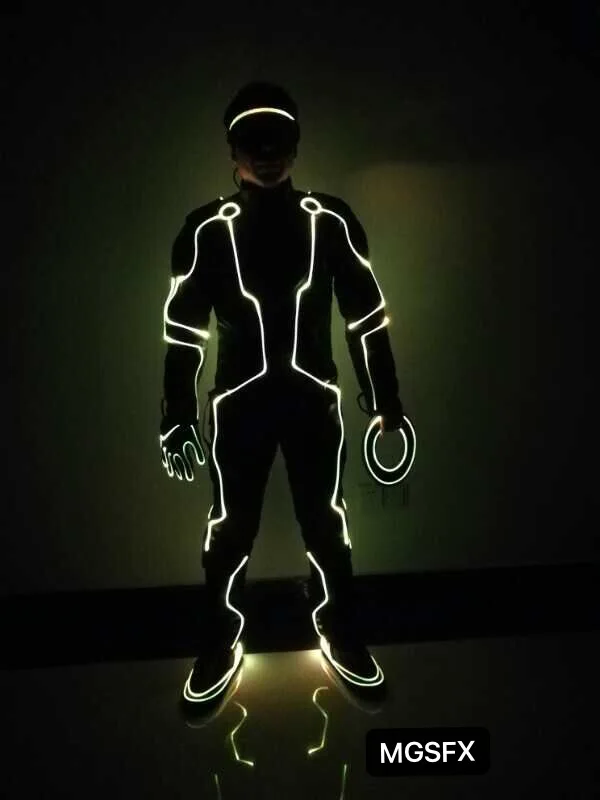 DMX Control led Tron suits dance costume Color change LED Suits LED Robot LED Costume LED Dress
DMX Control led Tron suits dance costume Color change LED Suits LED Robot LED Costume LED Dress