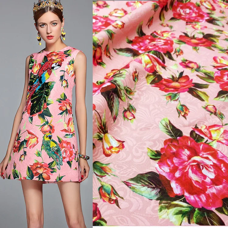 Pink rose flowers Jacquard printed fabrics European and American brands with the same paragraph custom clothing fabrics
Pink rose flowers Jacquard printed fabrics European and American brands with the same paragraph custom clothing fabrics