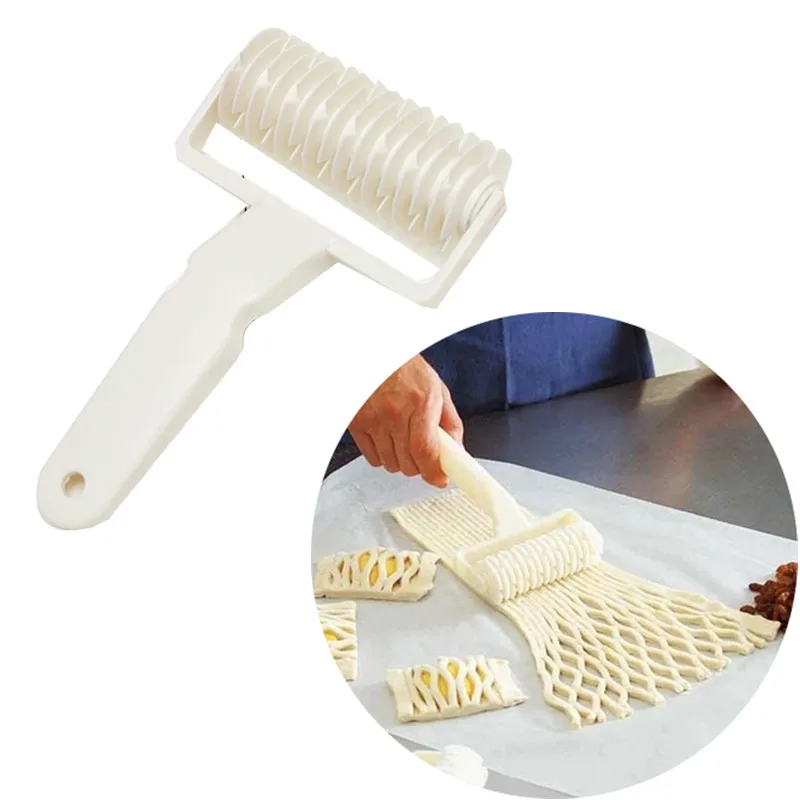 Plastic Wheel Knife Embossing Dough Roller Lattice Craft Cooking Tools Pull Net Pizza Cutters & Wheels Kitchen Accessories
Plastic Wheel Knife Embossing Dough Roller Lattice Craft Cooking Tools Pull Net Pizza Cutters & Wheels Kitchen Accessories