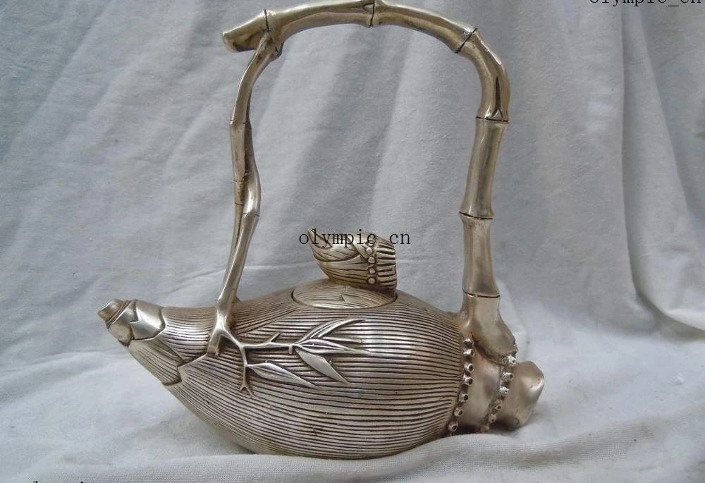 8" China silver carved beautifully bamboo shoot incense burner sculpture statue
8" China silver carved beautifully bamboo shoot incense burner sculpture statue