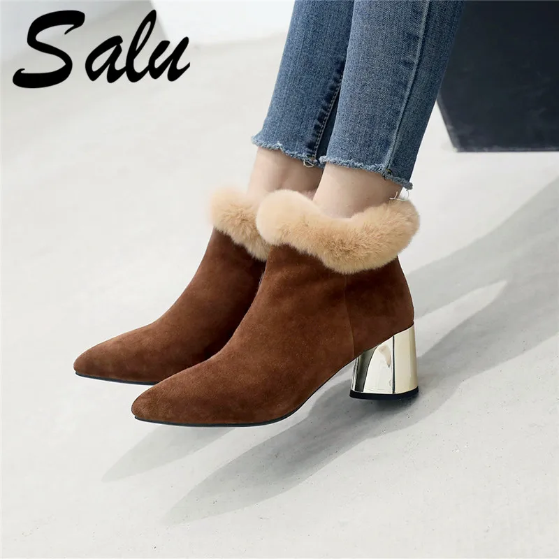 Salu Top Quality Genuine Sheepskin Leather Snow Boots for Women Pointed Toe Winter Boots Wome Natural Fur Women Shoes
Salu Top Quality Genuine Sheepskin Leather Snow Boots for Women Pointed Toe Winter Boots Wome Natural Fur Women Shoes