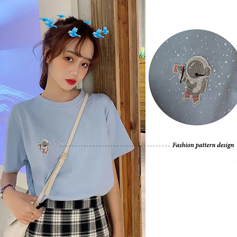 Women's Korean Style Loose Round Neck Embroidered Cartoon Space Print Short Sleeve T-Shirt 
Women's Korean Style Loose Round Neck Embroidered Cartoon Space Print Short Sleeve T-Shirt